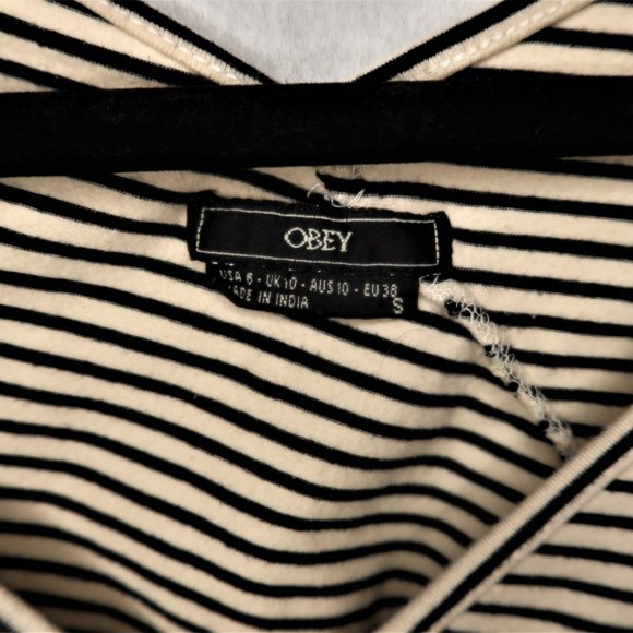 Obey Stripped White Black Stretchy Tunic Size 6 - Picture 2 of 8